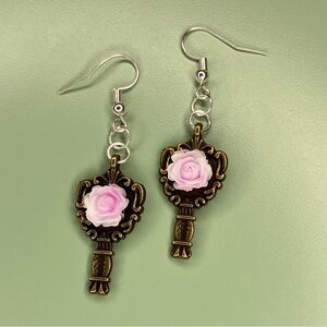 Handmade Copper Bronze Tone Purplish Pink Rose Mirror Shape Earrings